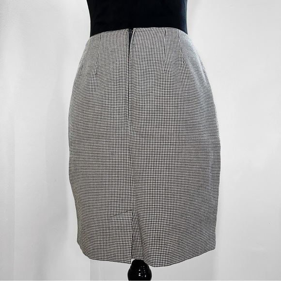Vintage Mini Pencil Skirt Houndstooth Plaid Beautiful Condition Slit In Back - Picture 6 of 8